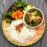 No.4 ブンチャー ハノイ風のビーフン Hanoi-style Grilled Pork with Vermicelli(BAMBOO RESTAURANT)