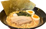 塩味玉ラーメン Salt Ramen Topped with Flavored Egg（横浜家系ラーメン 金安商店）
