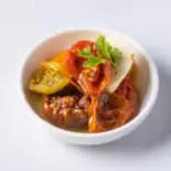 自家製セミドライトマトとモッツァレラ（【朝食とハンバーガーのお店】To B）
