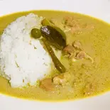 タイグリーンカレー「ライス付き」 Thai Green Curry with Rice（Indo Asian tajmahal Restaurant）