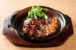 ダブル和牛ハンバーグオム（肉オムライス専門店 肉とたまご日本橋店）