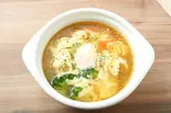 チーズ温玉オニオンスープ（1日分の野菜を食べるスープ レギューム -Legumes-）
