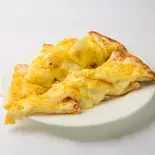 ガーリックチーズナン Garlic Cheese Naan（バスナ）