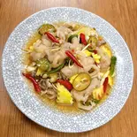 ẾCH XÀO MĂNG カエルと筍の炒め（PHO MIN）