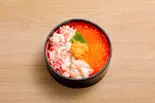 ウニ・カニ・いくら3種丼（北海道 炉端 めんめ）