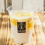 【061】フローズンマンゴーラッシー（サンドイッチと揚げパンの茶筅）