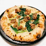 ひき肉とハーブの自家製ソーセージ ～サルシッチャ～（GOODPIZZA FACTORY K6）