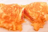 とろけるチーズの明太オムレツ(ぎんのいえ)