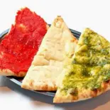 チーズナン Cheese Naan（タージインディアンカレーレストラン＆インドネシアレストラン）