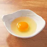 生卵(1個)（洋食 KiKi 三宮南店）