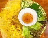 豚肉とエビバインセオ（BANH XEO TOKYO）