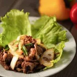 牛玉ピー炒め stir-fried beef＆onion＆green pepper(100g)（うどん幸波）