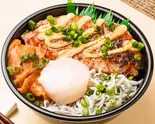 マヨネギバーグ温玉丼 (140)(魚丼 東十条店)
