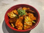 ホルモン焼肉2色丼(シマチョウ＆牛レバー)（焼肉 源）