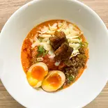 とまと＆チーズ担々麺(角煮＆味玉乗せ)（担々麺李圓 草加店）