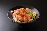 厚切り牛たんカツ丼（牛かつ黒べこ 里中町3丁目）