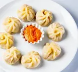 蒸しモモ Steamed Momo（BAJEKO SEKUWA HOUSE）