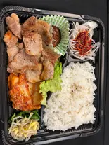 サムギョプサル弁当（にこにく＆韓国チキン）