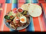 バブル盛り1羽(トルティーヤ8枚付)（墨国回転鶏料理 天満店）