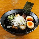黒マー油らーめん(九州らーめん 學金)