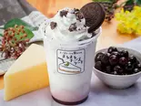 クッキー＆ホイップクリーム飲むブルーベリーチーズケーキ（チーズケーキは飲みもの。まるまるチーズケーキ）