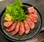 黒毛和牛の炭火焼き（焼鳥居酒屋ポロロ）