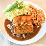チェダーチーズデミハンバーグ定食（洋食 夢たまご）