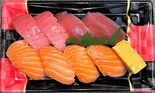 まぐろ&サーモン 8貫(モンスターフード 千葉小室店)