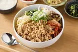 【人気】鶏そぼろのビビンバボウル Chicken Soboro Bibimbap Bowl（【十八穀米＆美食美人】どんぶりde健康ごはん 幡ヶ谷店）