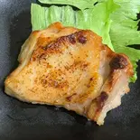 鶏もも肉炙り焼き（animal cafe cosy）