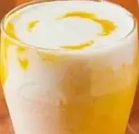 マンゴーラッシーMangoLassi（インド・ネパール料理 ロードブッダ 大森店）