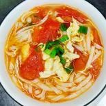 トマト玉子スープ手打ち麺（名品お粥）