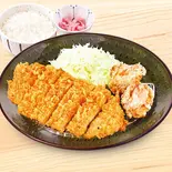 熟成ロースとから揚げ弁当  Aged Pork Loin Cutlet+Fried Chicken Combo Meal（かつ庵 鶴見中央店）