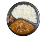 黒毛和牛カレーライス/Wagyu beef stewed curry and rice（にく処 Re楽酒）