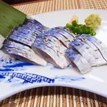 〆鯖刺し（SMOKE）