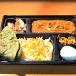 ほうれん草パラタスペシャル弁当/Spinach Paratha Special（カビールジー インドカレー）