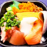 まんぷく丼(しゃりは並盛です)(ドン丼丸)