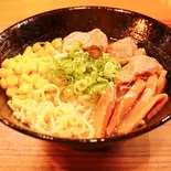 豚骨ラーメン（王氏食堂）