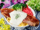 【とろ～りチーズ】丸々一本角煮丼(小盛)（【名物！丸々一本角煮丼】大将のうまとろ食感じっくり煮込み）