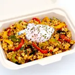 スパイシー温玉ガパオライス Gapao Rice（スムージー＆タコライス 農Cafe and Marche(農カフェアンドマルシェ)東新宿店）