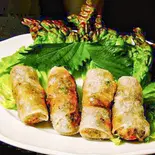 エビ春巻き(4P) Shrimp Spring Rolls (4 Pieces)（チョウタリー レストラン andバー）
