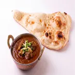 クラシックマトンカレー Mutton Curry and Naan(JAY'S KITCHEN)