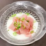 まぐろの山かけ(海鮮茶漬け&海鮮丼940円~ 尼の丼丸 西長洲店)