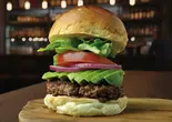 国産牛アボカド海苔ワサビバーガー(Kurodo's Burger)