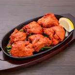 チキンティッカ(6P) Chicken Tikka (6 Pieces)（アジアン料理 アティティ 日本生命丸の内ガーデンタワー店）