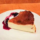 バスクチーズケーキ（珈琲舎ダンケ）
