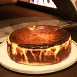 バスクチーズケーキ（よねおじさんのケーキ屋さん 鶴橋店）
