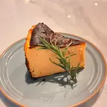 バスクチーズケーキ（CAFE＆BAL IKOINOBA）