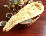 ガーリックナン Garlic Naan（THAIINDIAN RESTAURANT MY KITCHEN）