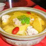 薬膳土鍋鶏（日昌園 東上野店）
